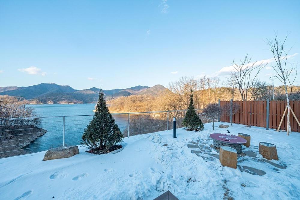 Отель Jecheon The Shine Cheongpung Номер фото