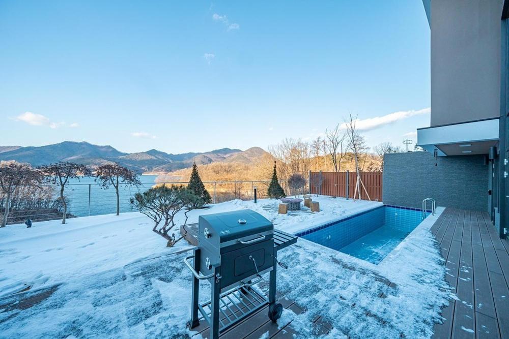Отель Jecheon The Shine Cheongpung Номер фото